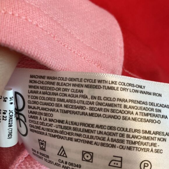 NWT-Circus NY- Cropped color blocked oversized top- Size small - Picture 11 of 11